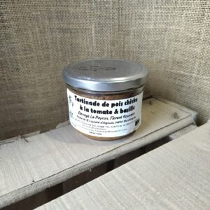 Bocal de tartinade pois chiche et tomates